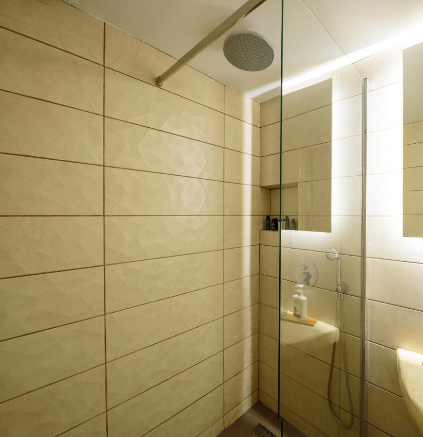 Apartamento Heart Of Oia - Private House With Jacuzzi Exterior foto