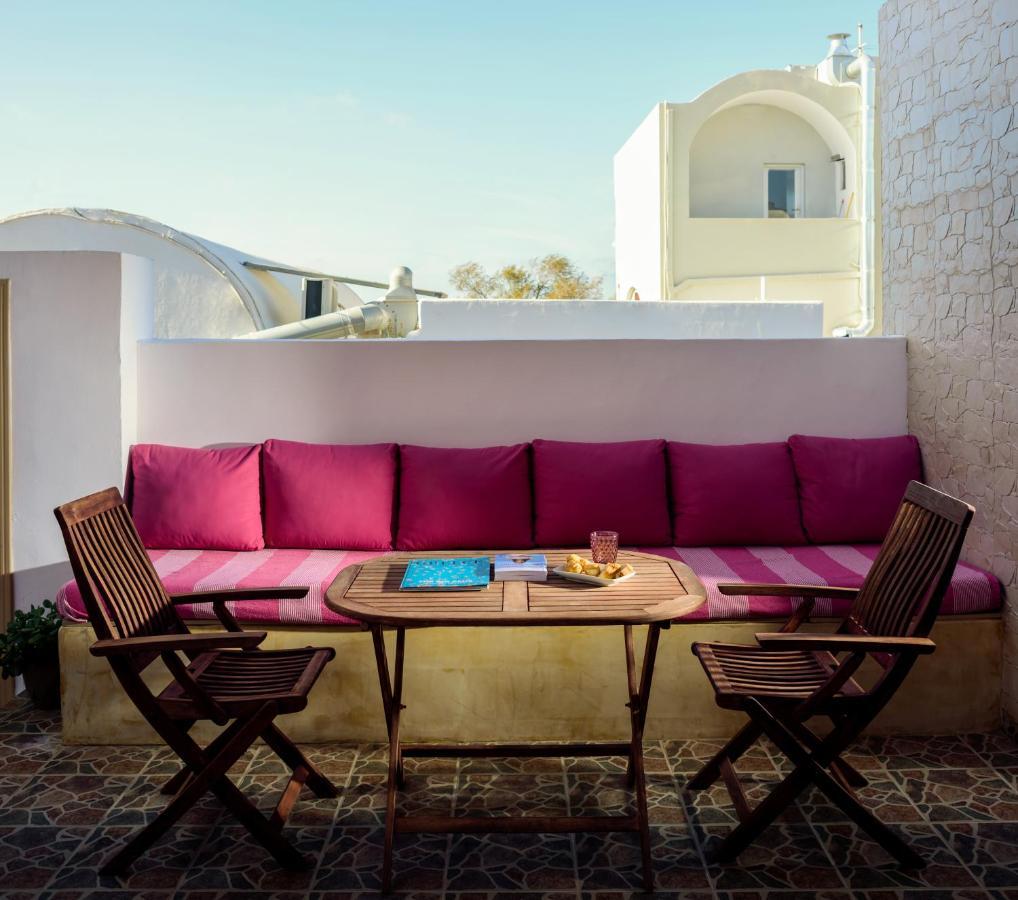 Apartamento Heart Of Oia - Private House With Jacuzzi Exterior foto